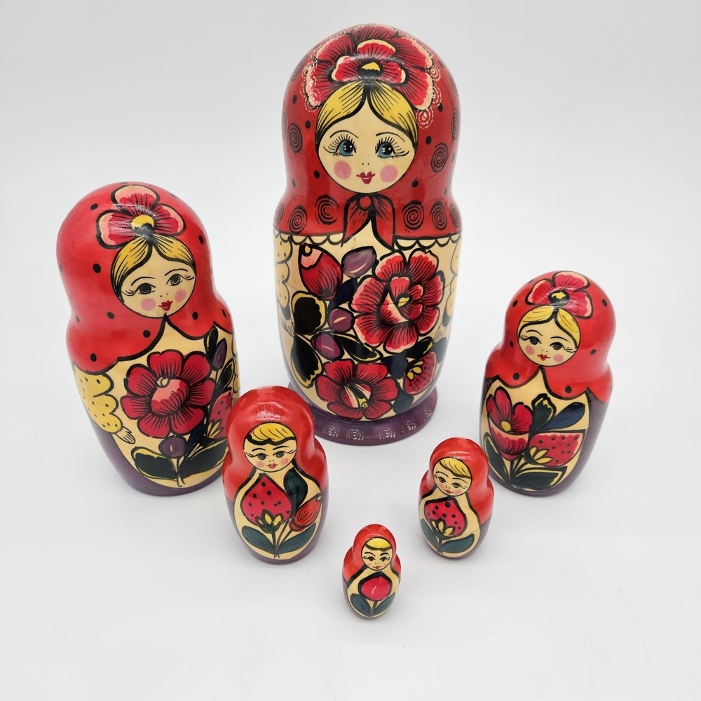 Vtg Handpained Russian Nesting Matryoshka Dolls - Set Of 6